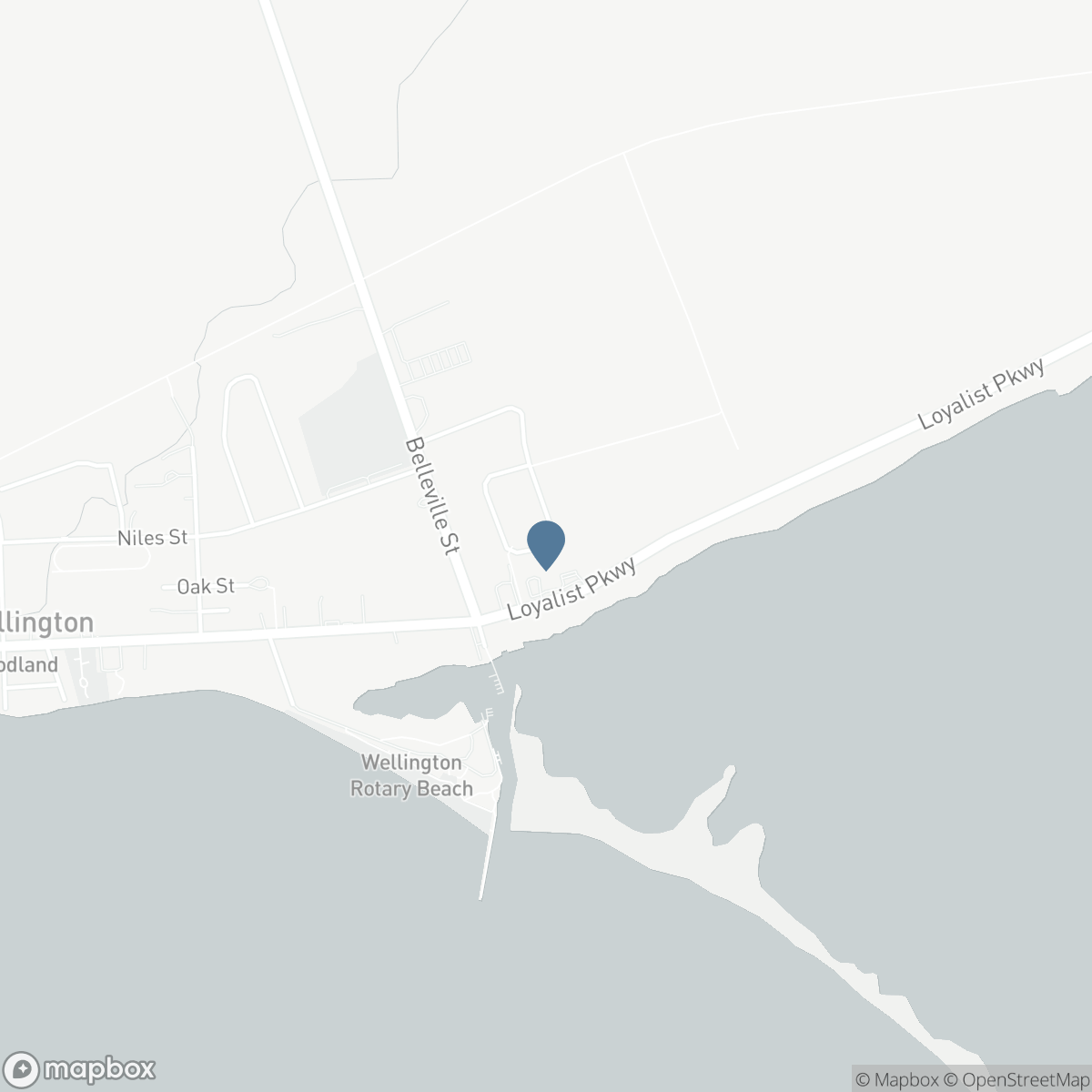 4 HARBOURVIEW CRESCENT, Prince Edward, Ontario K0K 3L0